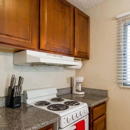 Lovely 1 Bedroom With Kitchen, Free Wifi & Parking Капаа Екстер'єр фото